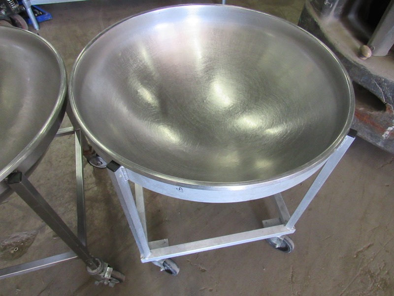 A stainless steel mixing bowl